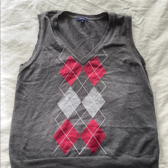 ARGYLE SWEATER VEST - Picture 1 of 1